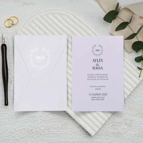 Varaklı Beyaz Dikey Zarflı Davetiye -1093 Varaklı Beyaz Dikey Zarflı Davetiye -1093 | davetiyegonder.com